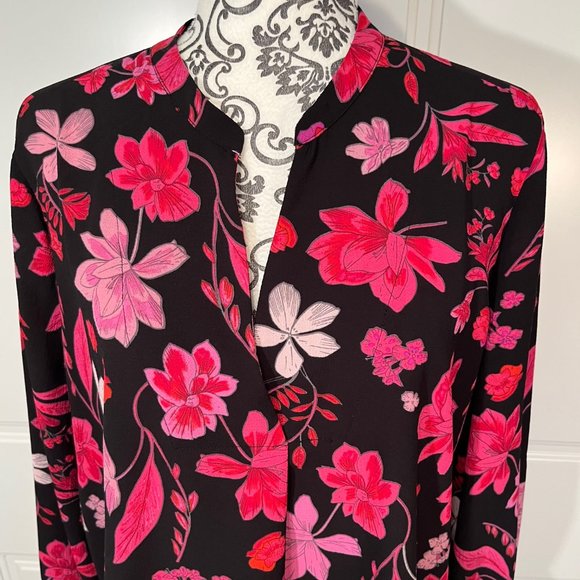 Lord & Taylor Black Pink Red Floral Blouse, Longer Length, Women's size large - Picture 3 of 8